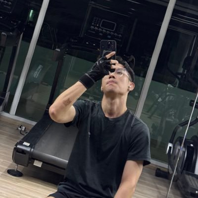 Reveluv•F1rst._.mk