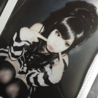 panda (˶𖦹﹏𖦹˶)