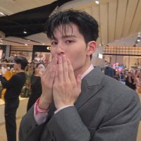 M•E•A•W 🫶🏻