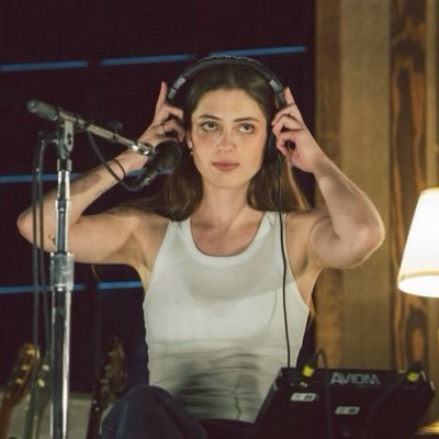 liz. || sceptres fan 🏒