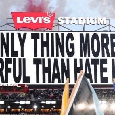 Avia Veira González