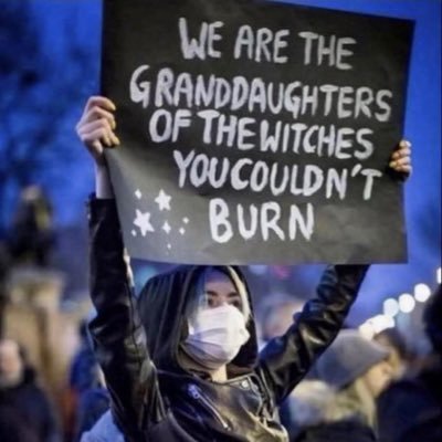 Antifa’s Girlfriend Kate 🏳️‍🌈🤷🏼‍♀️