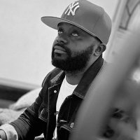 Aaron M. Makiki 🇨🇩🇷🇺