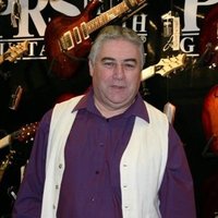 𝑅𝑜𝓈𝓈 𝐻𝑒𝓂𝓈𝓌𝑜𝓇𝓉𝒽-𝒮𝑜𝓃𝑔𝓌𝓇𝒾𝓉𝑒𝓇