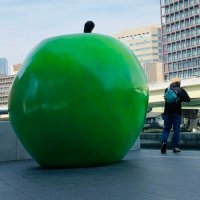 りゅうじさん又はRJ3 #餃子はタレの中で泳がすスタイル