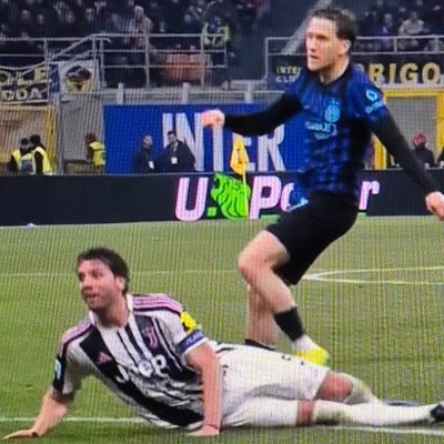 Zielinski3-2🇨🇭🖤💙