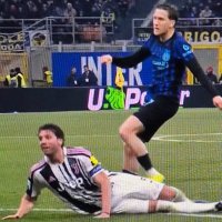 Zielinski3-2🇨🇭🖤💙