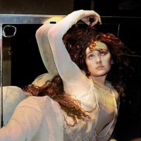 ( ・_・)ノΞ●~*