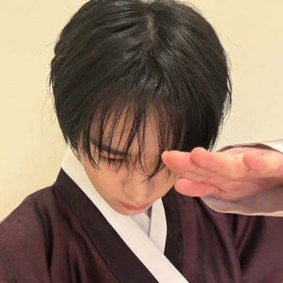 oleaki (⁠｡⁠•̀⁠ᴗ⁠-⁠)⁠⋆｡°✩