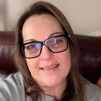 Sarah 🎭🎶⚽️📚