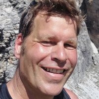 Dr. Arnim Harald Kueper