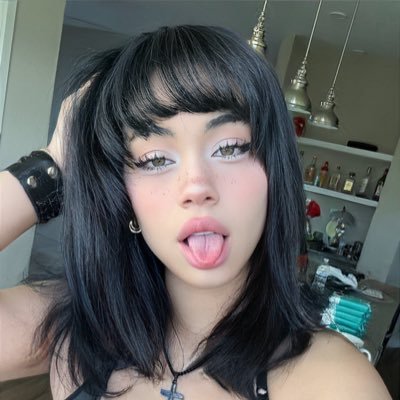 Rin ૮ • ﻌ - ა