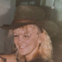 Tracia😁 🏴󠁧󠁢󠁥󠁮󠁧󠁿🏴󠁧󠁢󠁥󠁮󠁧󠁿Dogs RULE❤️