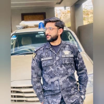 𝘔𝘶𝘩𝘢𝘮𝘮𝘢𝘥 𝘍𝘢𝘻𝘦𝘦𝘭 🇵🇰