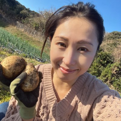 佐田茉莉子