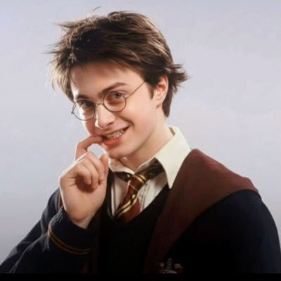 ورموشها الشقرا الحلوة🇮🇶