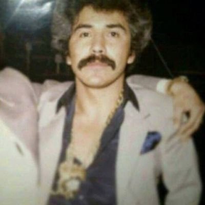 Olvida ya la tarde que te❤️ Tirados en la arena..