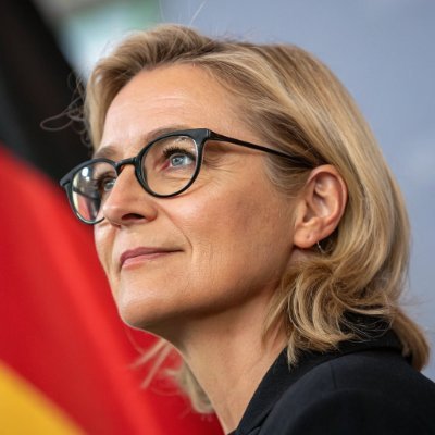 Emma Thompson 🇩🇪 🇪🇺