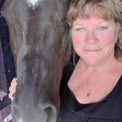 Heidi 🏖 🐬💙🍹🌊