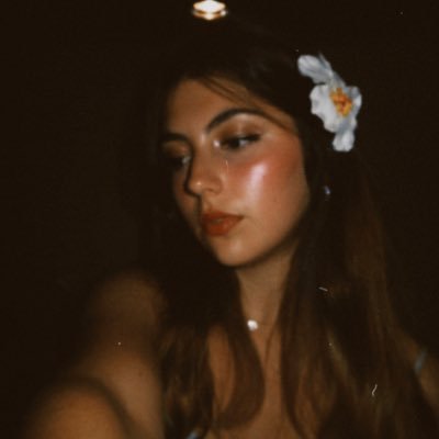 emilie ˚˖𓍢ִ໋❀ is UN1QUE