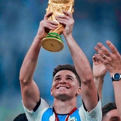 Julian Alvarez Fan Page