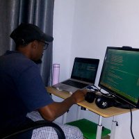 •Tømzy.cs• (Tomiwa Oyemade)| Software Chef