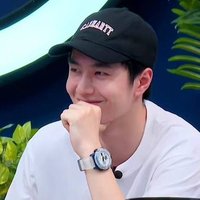 Wang Yibo • 王一博 • WYB 💚 Rose