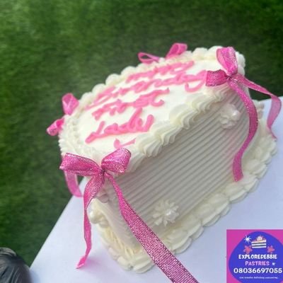 ExploreDebbie | Cakes • Chops • Gifts • Food Tray