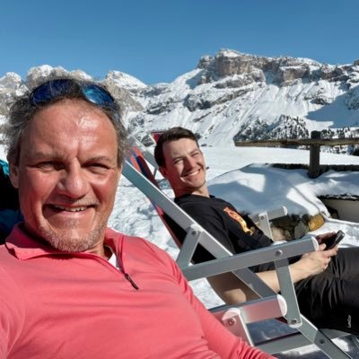 🄱🄰🅁🄴🄽🄳