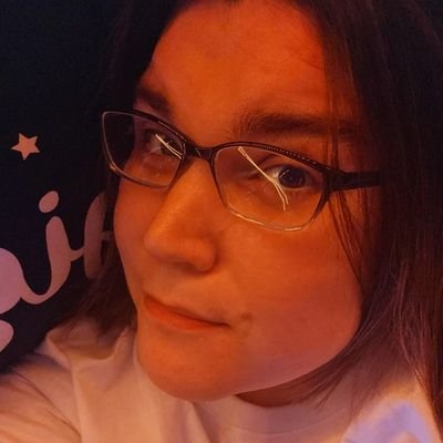 🍯🐝Just Call Me E🍯🐝