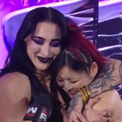 RhiyoFan4Life 🌈🖤✨💜🇦🇺🇯🇵