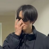 klawd クラウ🪞🇨🇿