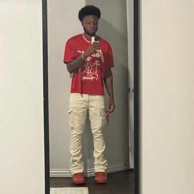 KJ 💂🏾‍♀️💰📶