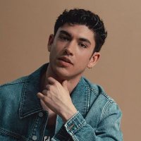 𝘔𝘢𝘹 (FC!AU)