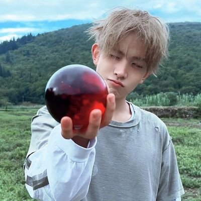 𝐒𝐚𝐦 .𓉸ᩙ݂ू ENHYPEN IS SEVEN.