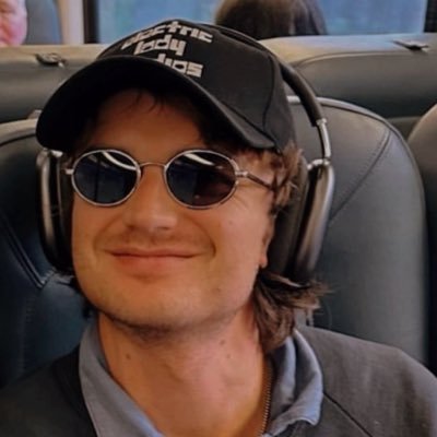 ash || SEEING DJO ⊹ . ݁ ⟡ ݁ .