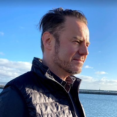 InvestAnswers Assistant