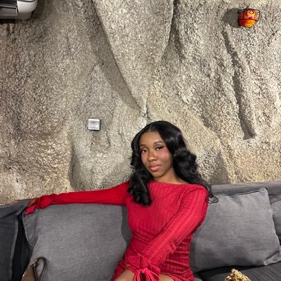 Dr. P£unds n Dollar$ 🩺✨