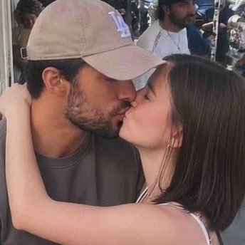 Willow tait chase (Chillow Reunited)