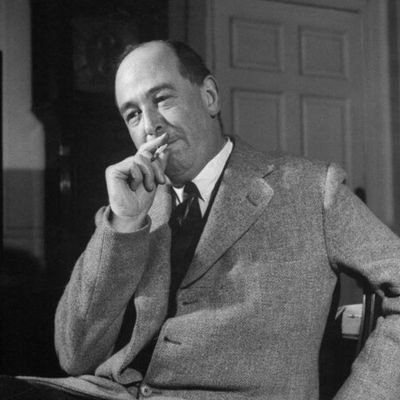 👑𝑬𝒔𝒄𝒉𝒍𝒂𝒔𝒕𝒊𝒄👑♱