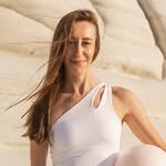 Alena Vi | Pilates | Mobility| Posture