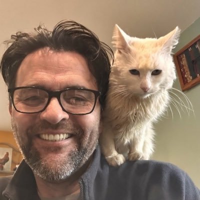 Basile avec un V 🇫🇷🇷🇴🇪🇺🇺🇦🇮🇱 #PFM #Macron