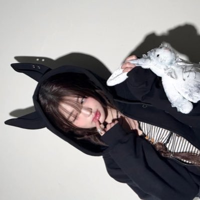 phil is seeing Mingyu again! 🍫