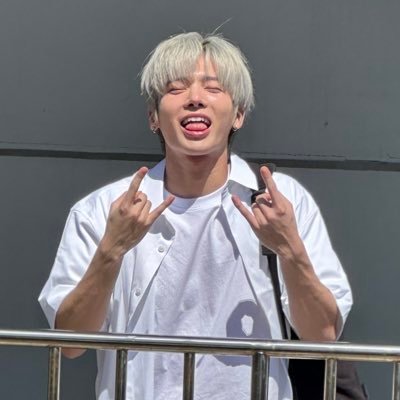 7TH YEAR: hope saw TXT🪽✶