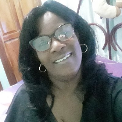 Dr. C. Anayancy González Zayas