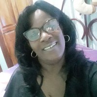 Dr. C. Anayancy González Zayas