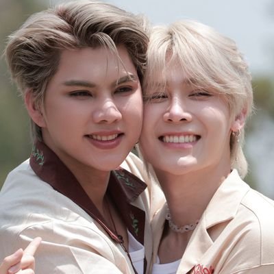 𝐀𝐫𝐲𝐚𝐡 ᰔᩚ YESTERDAY ⛓️🍷