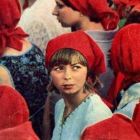 ☆ loïs (back on track)