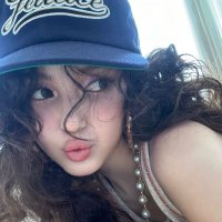 liz 🫧 is seeing bts