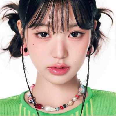 𝐲𝐞𝐲𝐨⁵ ݁˖Ი𐑼⋆